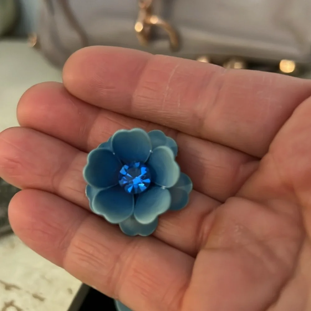 Vintage flower blue enamel and crystal brooch & clip on earrings set